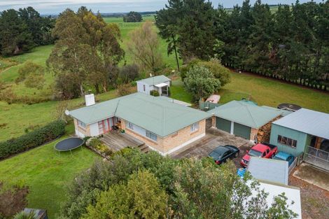 Photo of property in 1797 State Highway 3, Awahuri, Palmerston North, 4479