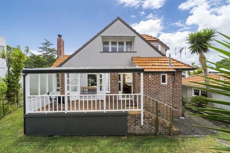 Photo of property in 31 Norwood Road, Bayswater, Auckland, 0622
