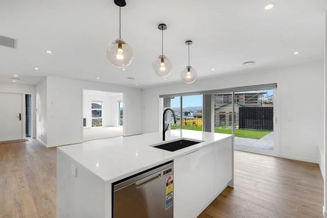 Photo of property in 43 Ken Douglas Drive, Aotea, Porirua, 5024