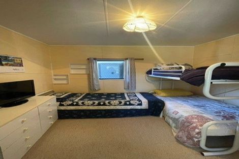 Photo of property in 14 Lochiel Street, Mahia, Nuhaka, 4198