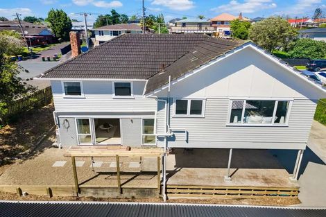 Photo of property in 6 Alston Avenue, Kelston, Auckland, 0602