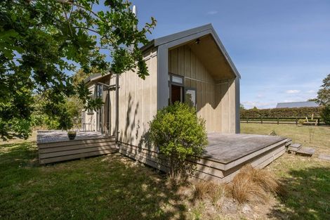 Photo of property in 8 Hawkins Drive, Martinborough, 5711