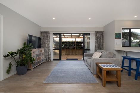 Photo of property in 118a Gracechurch Drive, Flat Bush, Auckland, 2016