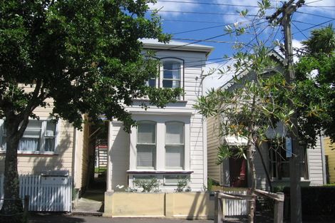 Photo of property in 64 Elizabeth Street, Mount Victoria, Wellington, 6011