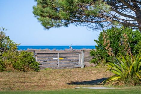 Photo of property in 16 Hinepango Drive, Rarangi, Blenheim, 7273