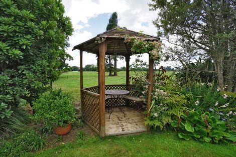 Photo of property in 225 Pencarrow Road, Tamahere, Hamilton, 3283