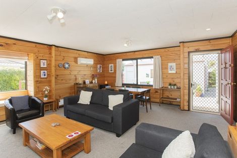 Photo of property in 12 Oak Street, Mangapapa, Gisborne, 4010