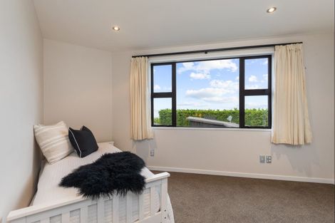 Photo of property in 27 Wake Place, Aokautere, Palmerston North, 4471