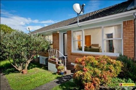 Photo of property in 4/70 Nile Road, Milford, Auckland, 0620