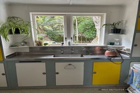 Photo of property in 88 Motutara Road, Muriwai, Waimauku, 0881