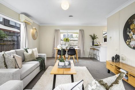 Photo of property in 120b Shakespeare Street, Leamington, Cambridge, 3432