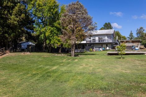 Photo of property in 24 Waikoukou Valley Road, Waimauku, 0812
