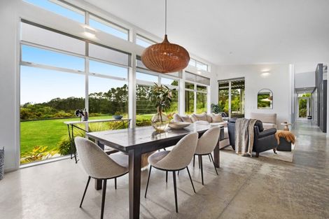 Photo of property in 426 Whitford Road, Whitford, Howick, 2571