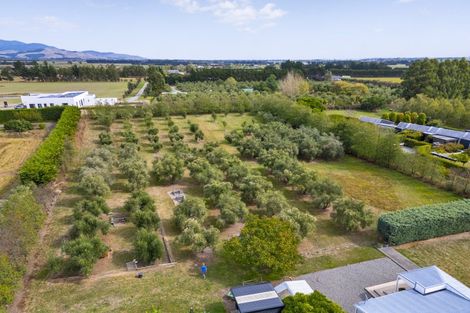 Photo of property in 14 Campbell Drive, Martinborough, 5711
