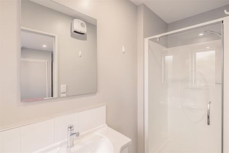 Photo of property in 2/72 Purchas Street, St Albans, Christchurch, 8014