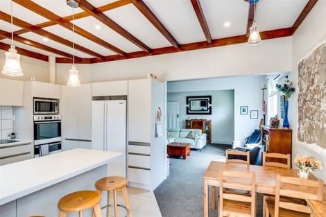 Photo of property in 15 Shamrock Street, Napier South, Napier, 4110