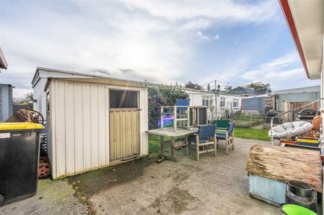 Photo of property in 1 Crombie Street, Gore, 9710