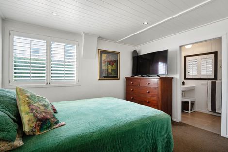 Photo of property in 93 Marine Parade, Mount Maunganui, 3116