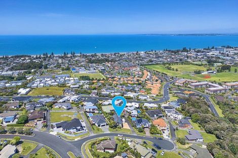 Photo of property in 12 Ascot Way, Orewa, 0931
