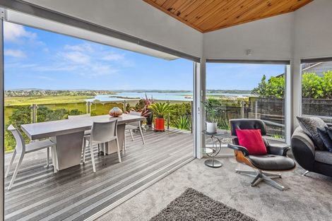 Photo of property in 65 George Point Road, Onerahi, Whangarei, 0110