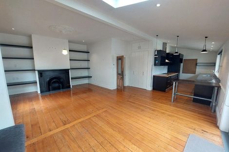 Photo of property in 131 Somerfield Street, Somerfield, Christchurch, 8024