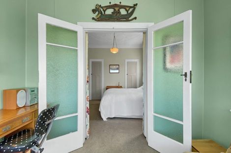 Photo of property in 36 The Esplanade, Westshore, Napier, 4110