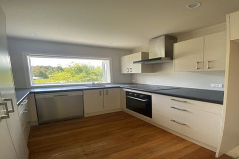 Photo of property in 70 Eskdale Road, Birkdale, Auckland, 0626