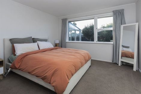 Photo of property in 2 Bolero Place, Parklands, Christchurch, 8083
