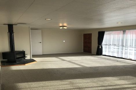 Photo of property in 5 Mataura Place, Clover Park, Auckland, 2019