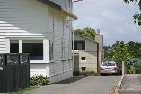 Photo of property in 65a Dignan Street, Point Chevalier, Auckland, 1022