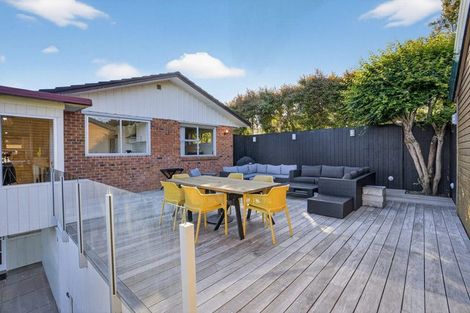 Photo of property in 19a Mccrystal Avenue, Bucklands Beach, Auckland, 2012