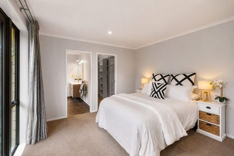 Photo of property in 9 Maple Lane, Huapai, Kumeu, 0810