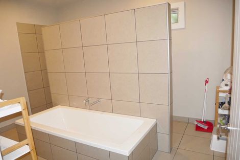 Photo of property in 78 Clyde Road, Ilam, Christchurch, 8041