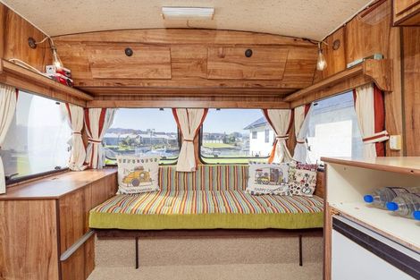 Photo of property in 14 Mermaid Place, Whitianga, 3510