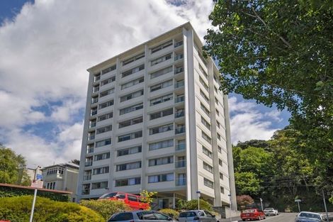 Photo of property in Grosvenor Flats, 19 Cottleville Terrace, Thorndon, Wellington, 6011