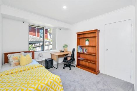 Photo of property in 13 San Pedro Place, Henderson, Auckland, 0612