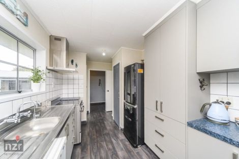 Photo of property in 32 Ferndale Place, Feilding, 4702