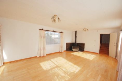 Photo of property in 14 Minaret Drive, Bucklands Beach, Auckland, 2014