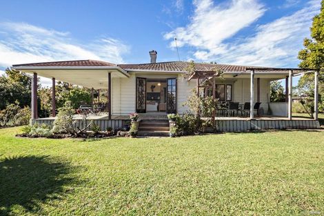 Photo of property in 250 Titirangi Road, Titirangi, Auckland, 0604