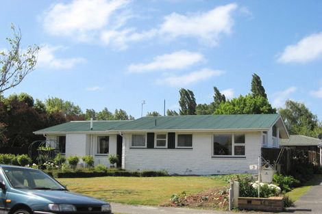 Photo of property in 1 Ostend Place, Avonhead, Christchurch, 8042