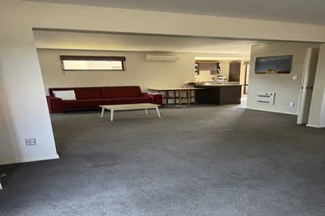 Photo of property in 26 Oakford Close, Riccarton, Christchurch, 8011