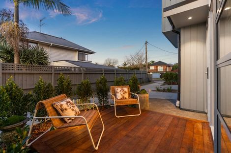 Photo of property in 3 Trafalgar Road, Milford, Auckland, 0620
