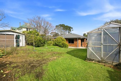 Photo of property in 71 Brooklands Road, Brooklands, New Plymouth, 4310