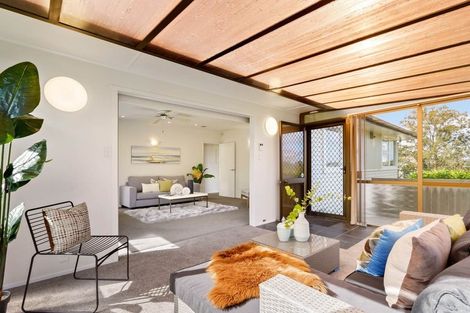 Photo of property in 44 Patts Avenue, Glendene, Auckland, 0602