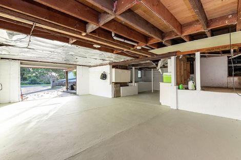 Photo of property in 18 Evelyn Road, Cockle Bay, Auckland, 2014