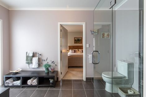 Photo of property in 19 Jg Wilson Drive, Waipukurau, 4281