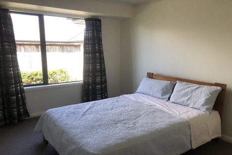 Photo of property in 87 Saint James Drive, Huntington, Hamilton, 3210