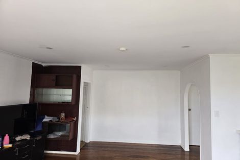 Photo of property in 25 Archibald Road, Kelston, Auckland, 0602