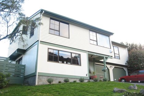 Photo of property in 51 Amapur Drive, Khandallah, Wellington, 6035