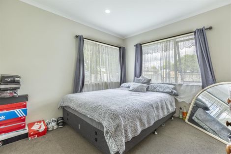 Photo of property in 1 Frank Hewitt Street, Pukekohe, 2120